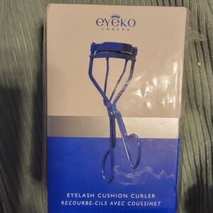 Eyeko Blue Cushion Eyelash Curler